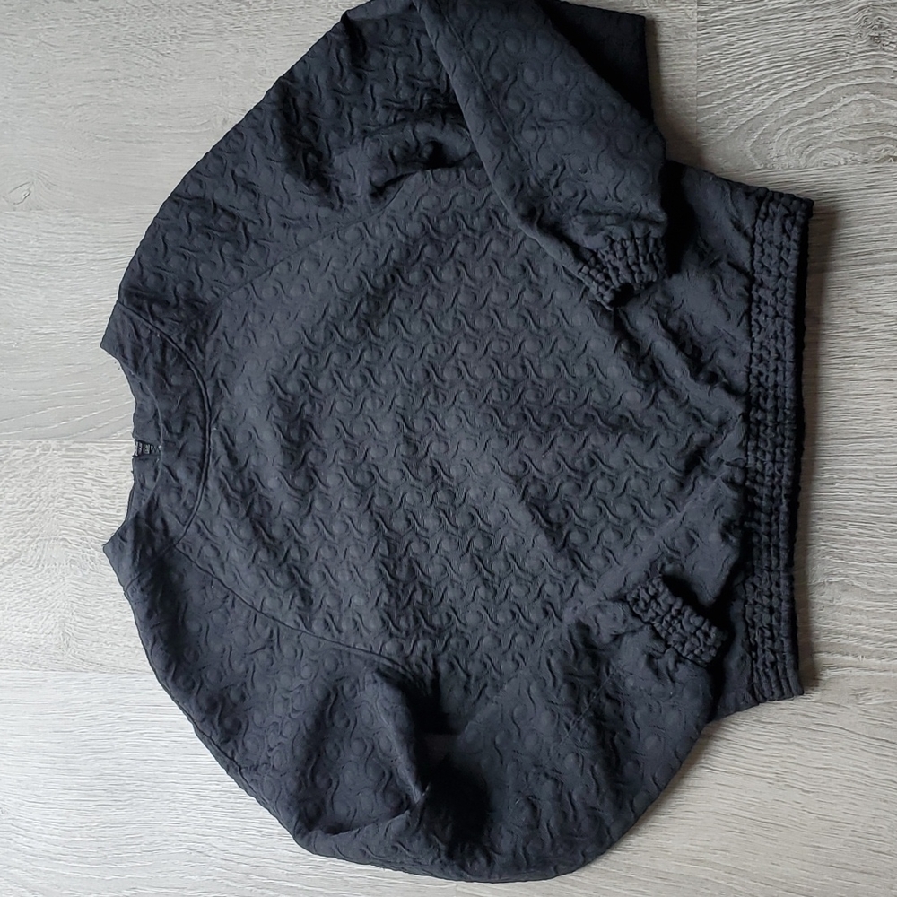 Patterned Black Crewneck Sweater